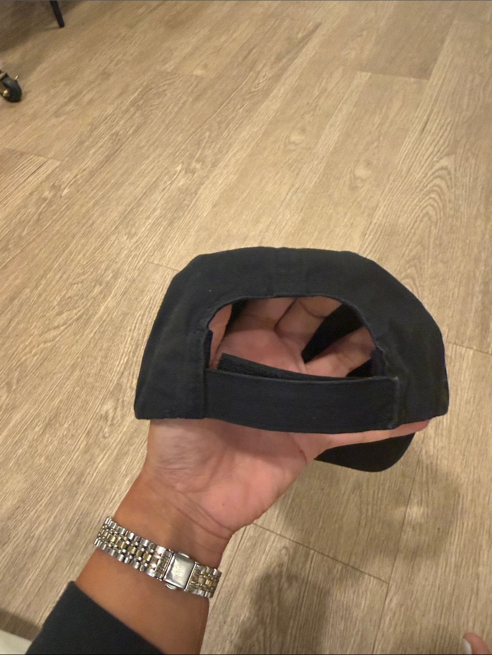 ALO Yoga Black Logo Cap - Picture 3 of 4